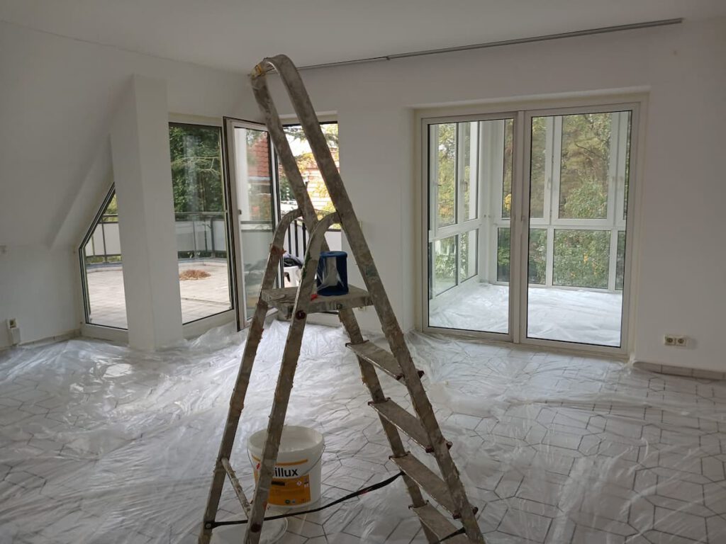 dachgeschoss wohnung gestrichen vom maler berlin