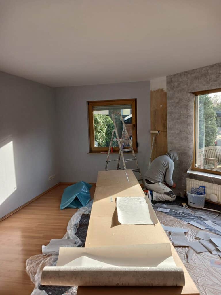 wohnung tapezieren